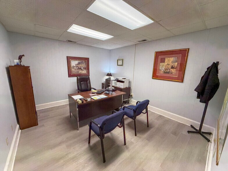 More Photos Of 1509-1525 Dale Earnhardt Blvd, Kannapolis Office For Sale