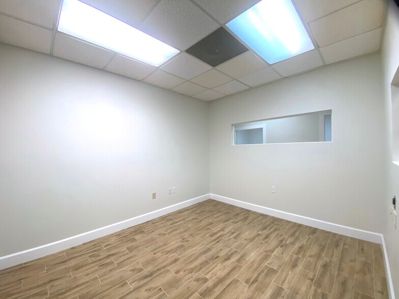 More Photos Of 668-670 N Orlando Ave, Maitland Office For Sale