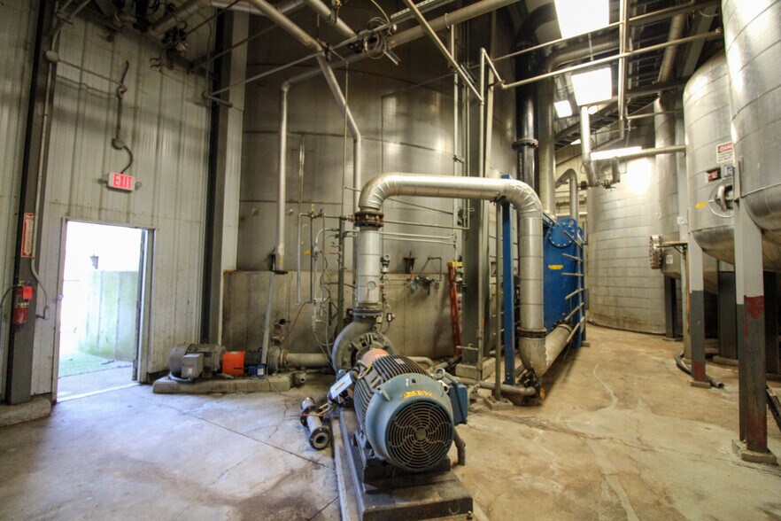 More Photos Of 6059 159th St, Galva Food Processing For Sale