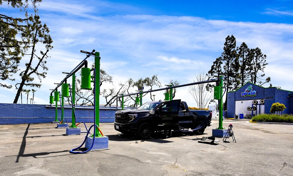 More Photos Of 1810 E Yosemite Ave, Manteca Carwash For Sale