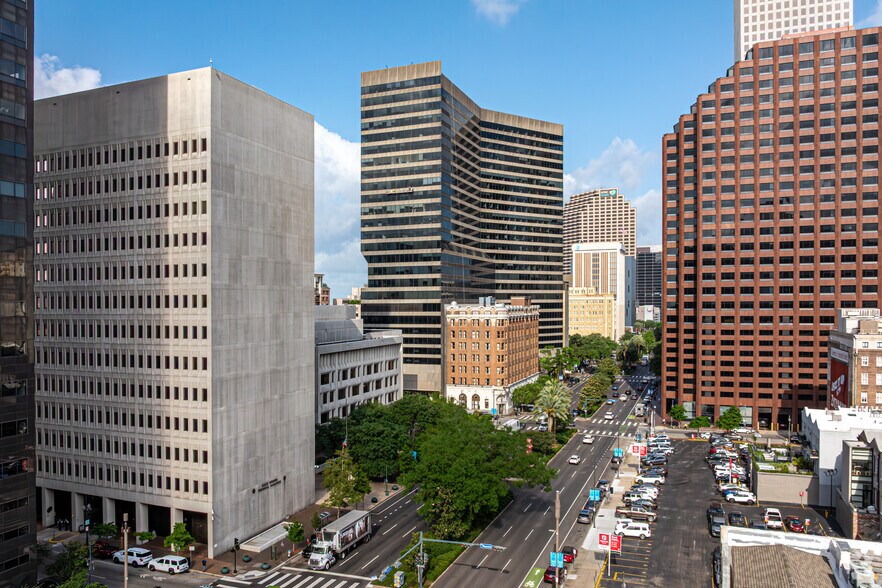More Photos Of 650 Poydras St, New Orleans Coworking Space