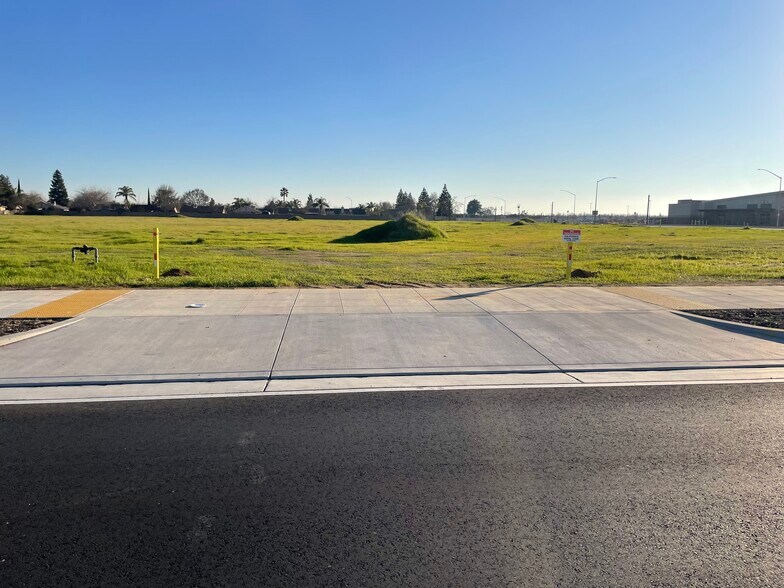 More Photos Of Alta Avenue @ Kamm Avenue, Dinuba Land For Sale