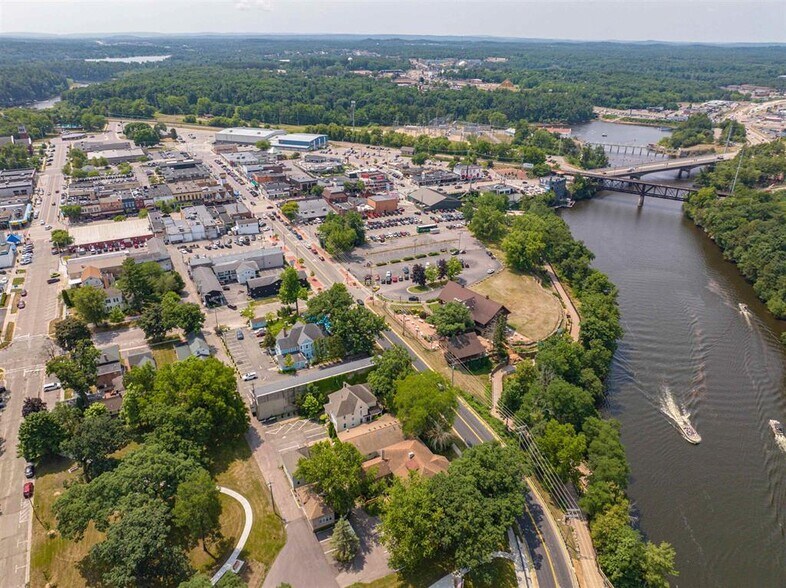 More Photos Of 910 River Rd, Wisconsin Dells Hotel For Sale