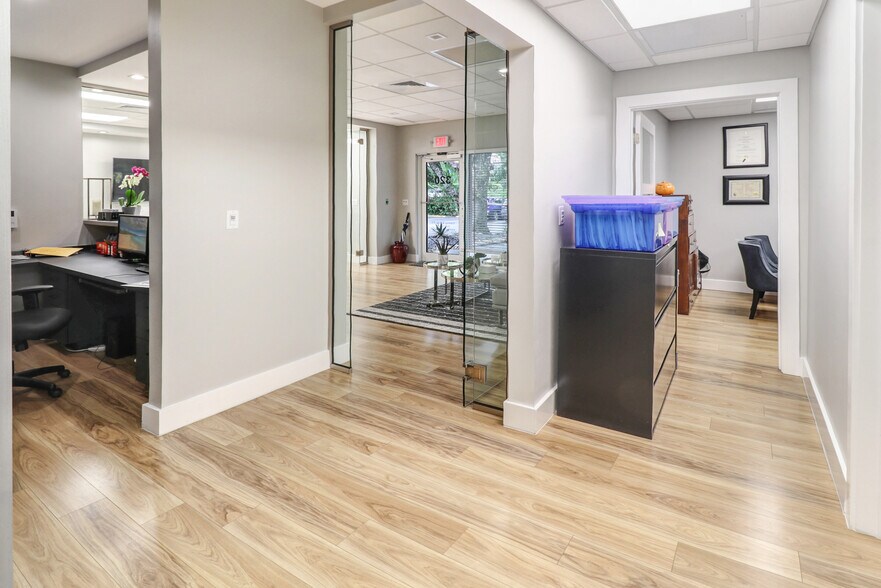 More Photos Of , Fort Lauderdale Office For Sale