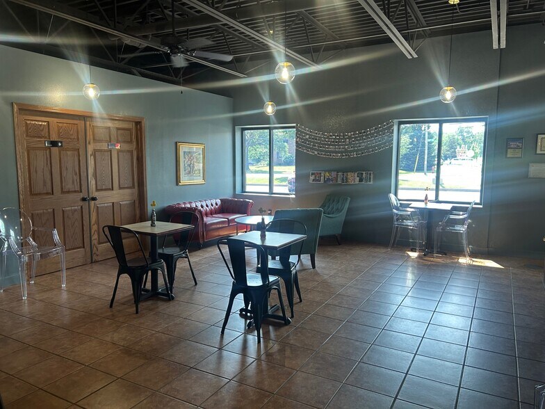 More Photos Of 5200 52nd St, Kenosha General Retail For Sale