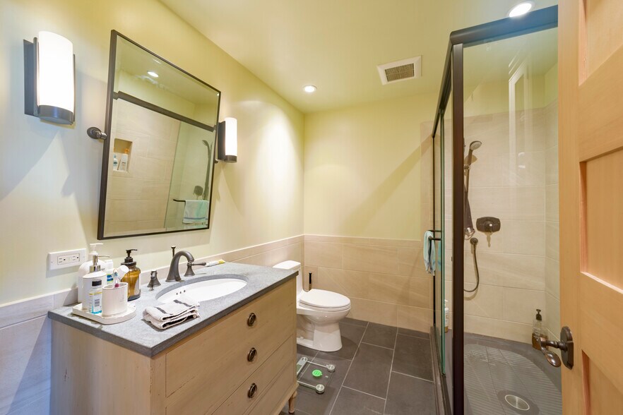 More Photos Of 3708 S El Camino Real, San Mateo Storefront Retail Residential For Sale