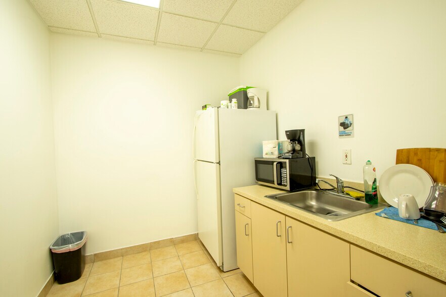 More Photos Of 1835 NW 112th Ave, Miami Warehouse For Lease