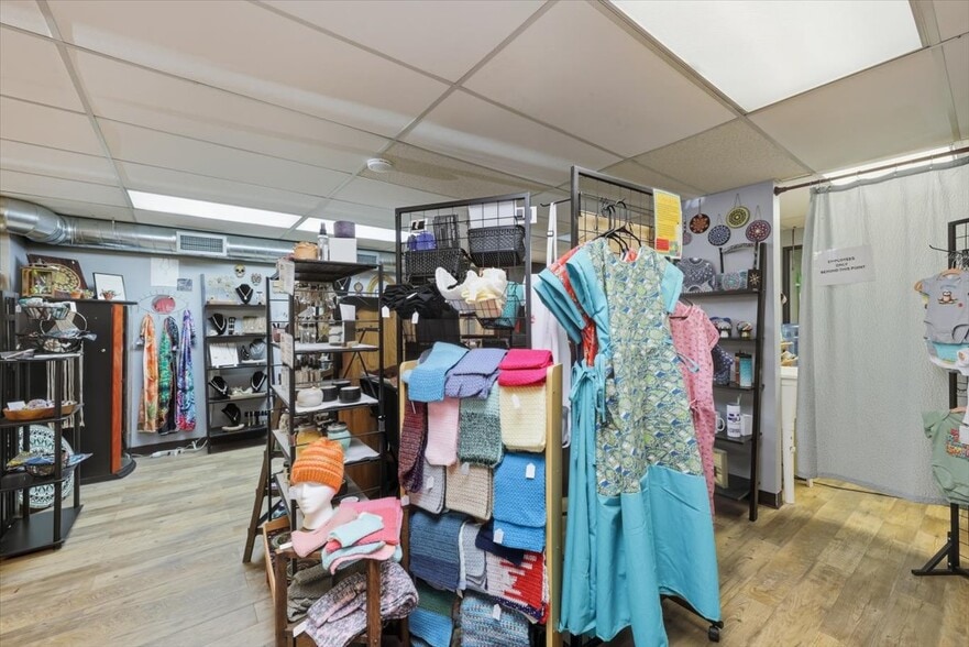 More Photos Of 1215 Meade Ave, Prosser Storefront For Sale