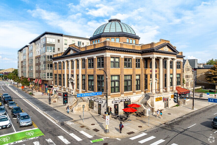 More Photos Of 310-330 15th Ave SE, Minneapolis Apartments For Lease