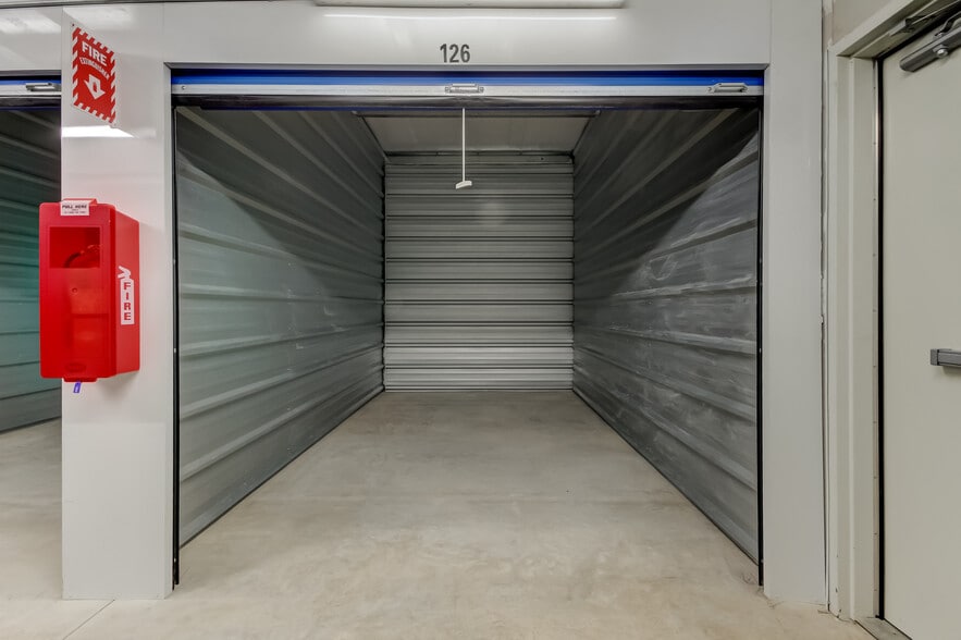 More Photos Of 921 E Norvell Bryant Hwy, Hernando Self Storage For Sale