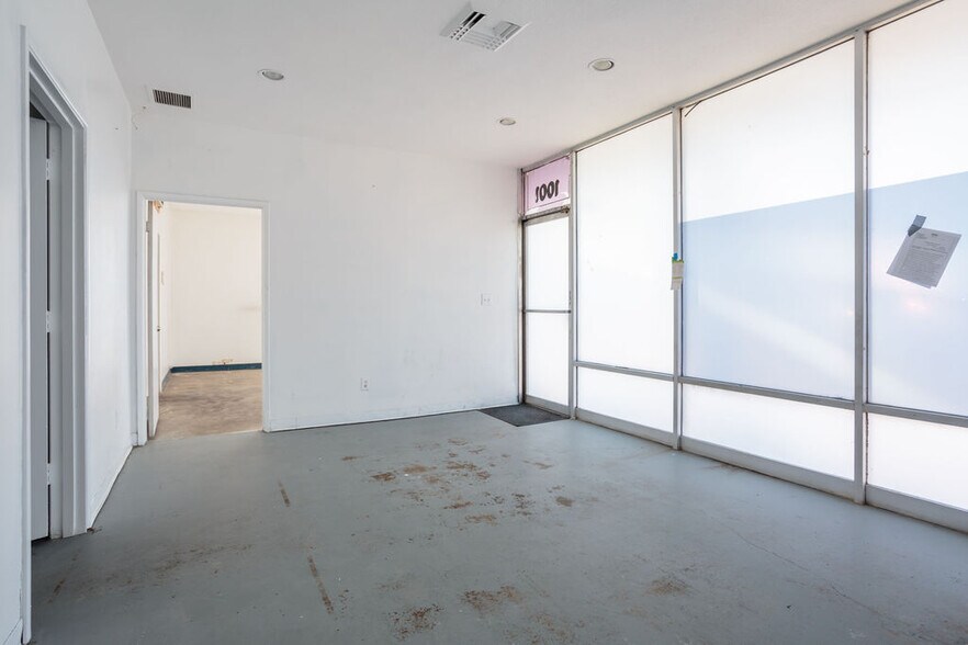 More Photos Of 1001 E Elm Ave, Fullerton Warehouse For Sale