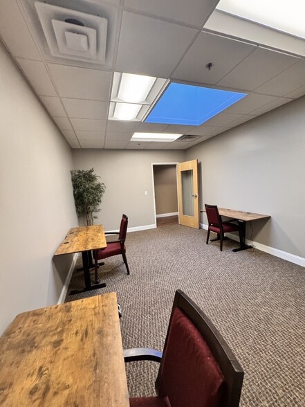 More Photos Of 60 Pleasant St, Ashland Flex For Lease