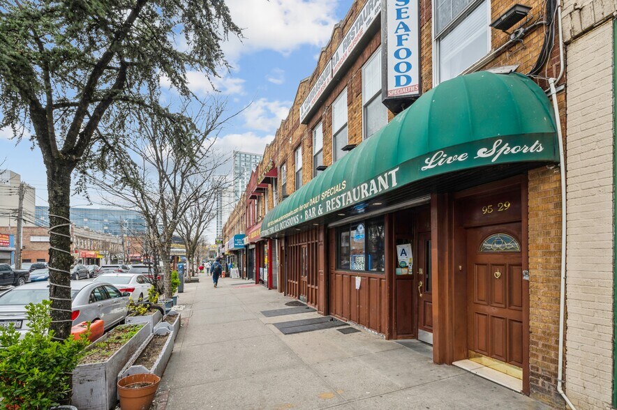 More Photos Of 9529 Sutphin Blvd, Jamaica Restaurant For Sale