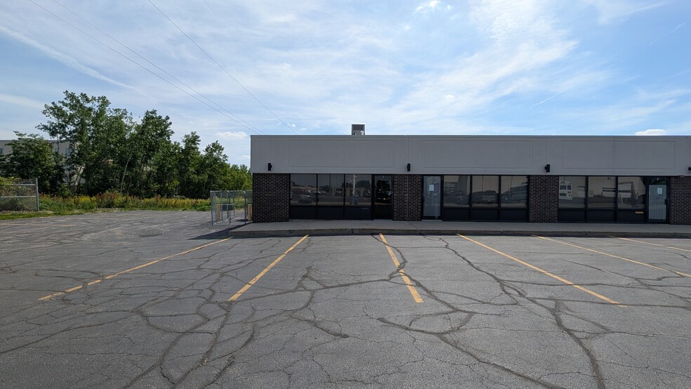 Primary Photo Of 236 W Edison Rd, Mishawaka Freestanding For Lease