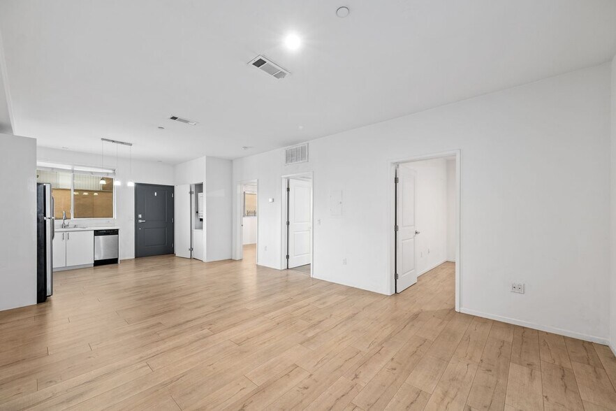 More Photos Of 1183 Crenshaw Blvd, Los Angeles Apartments For Sale