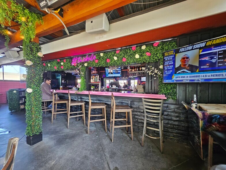 More Photos Of 12056 Paramount Blvd, Downey Restaurant For Sale