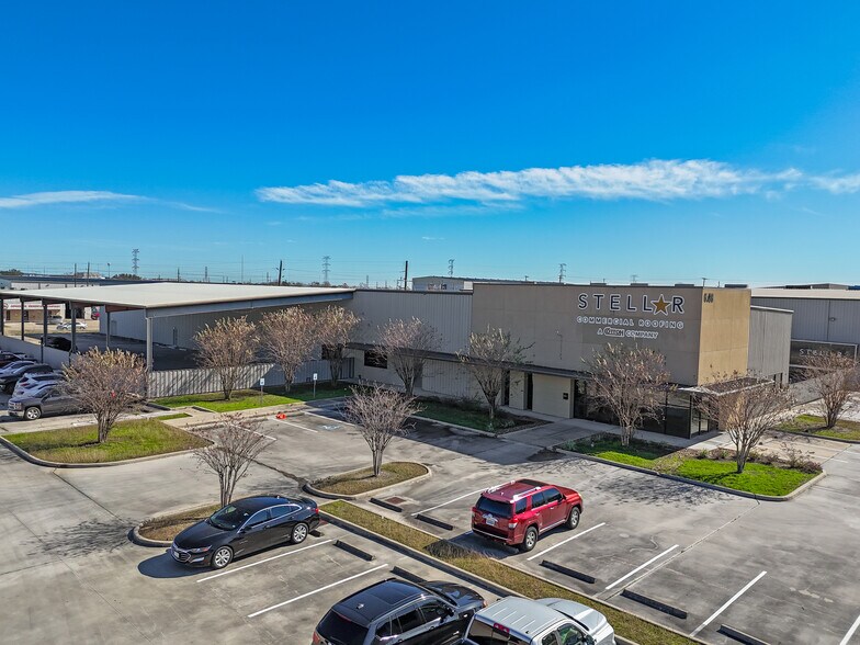 More Photos Of 6754-6758 Northwinds Dr, Houston Warehouse For Lease