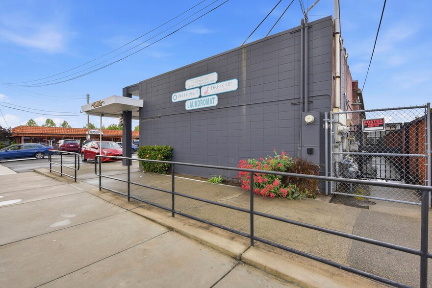 More Photos Of 20405-20413 Santa Maria Ave, Castro Valley General Retail For Sale