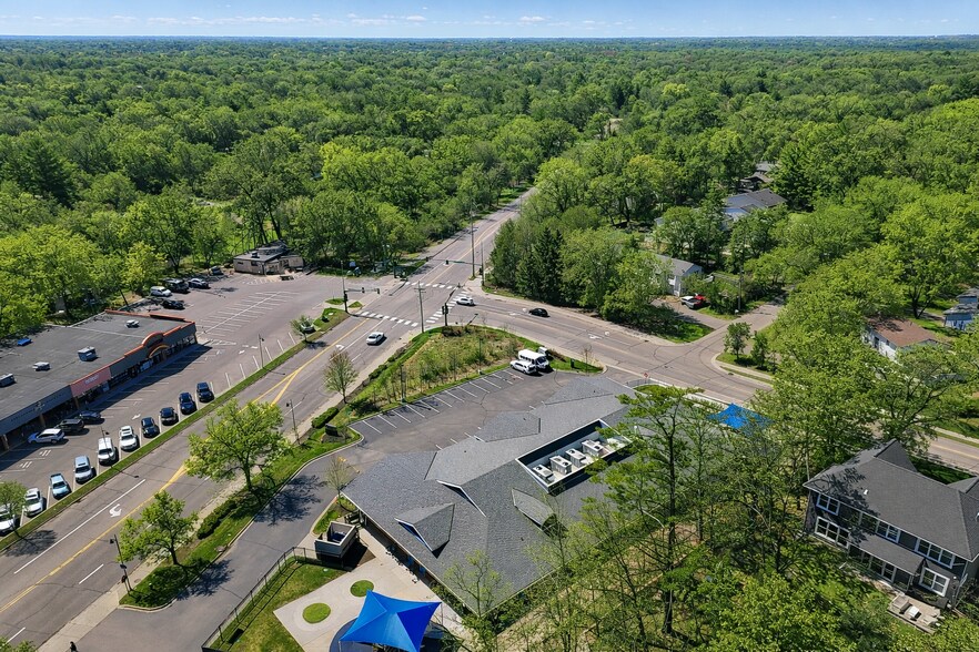 More Photos Of 14730 Excelsior Blvd, Minnetonka Schools For Sale