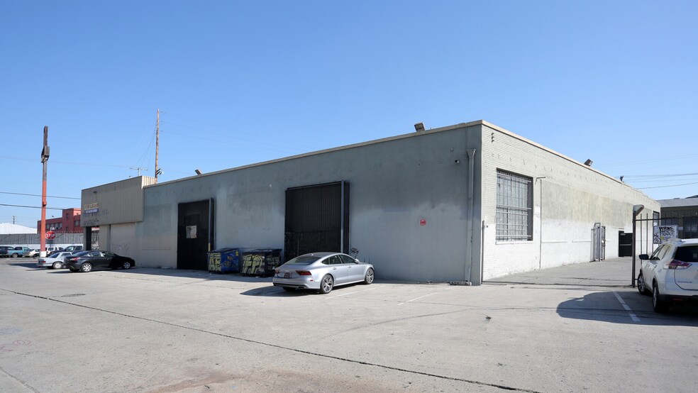 More Photos Of 2302 E 15th St, Los Angeles Industrial For Sale