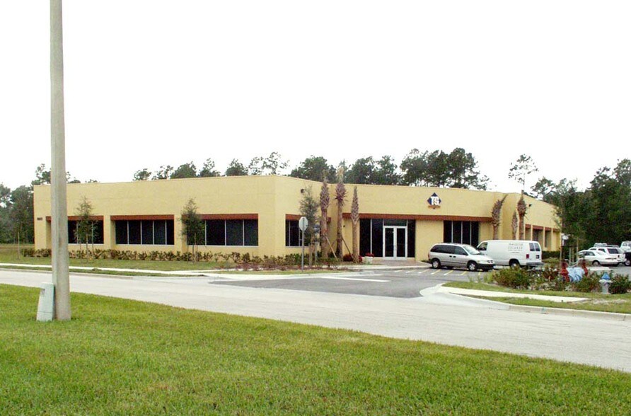 More Photos Of 8623 Commodity Cir, Orlando Flex For Lease