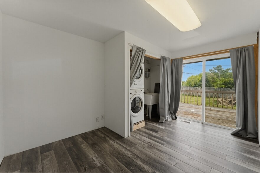 More Photos Of 214 N Walnut St, Bensenville Apartments For Sale