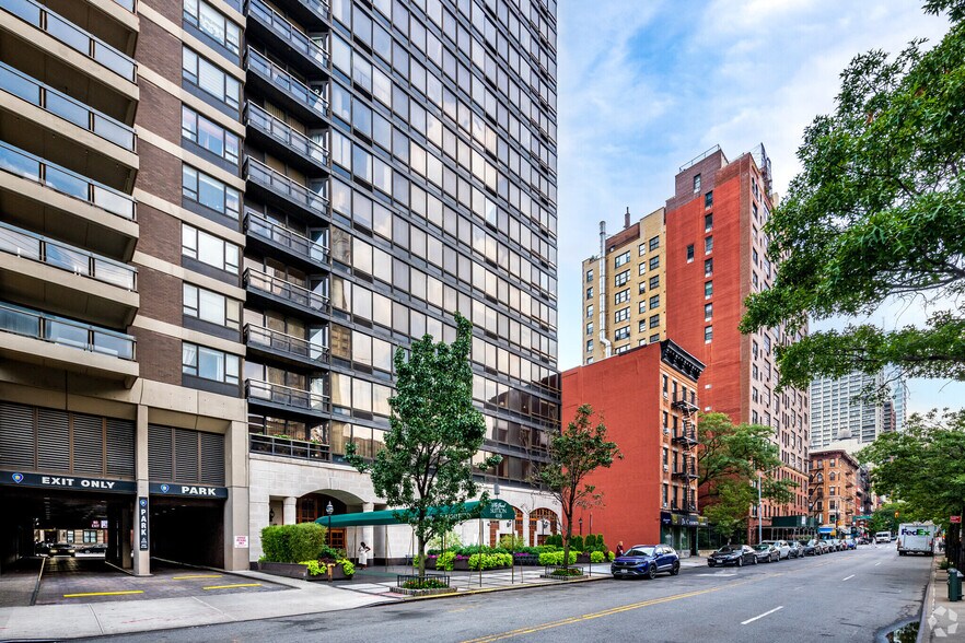 More Photos Of 414-418 E 59th St, New York Apartments For Sale