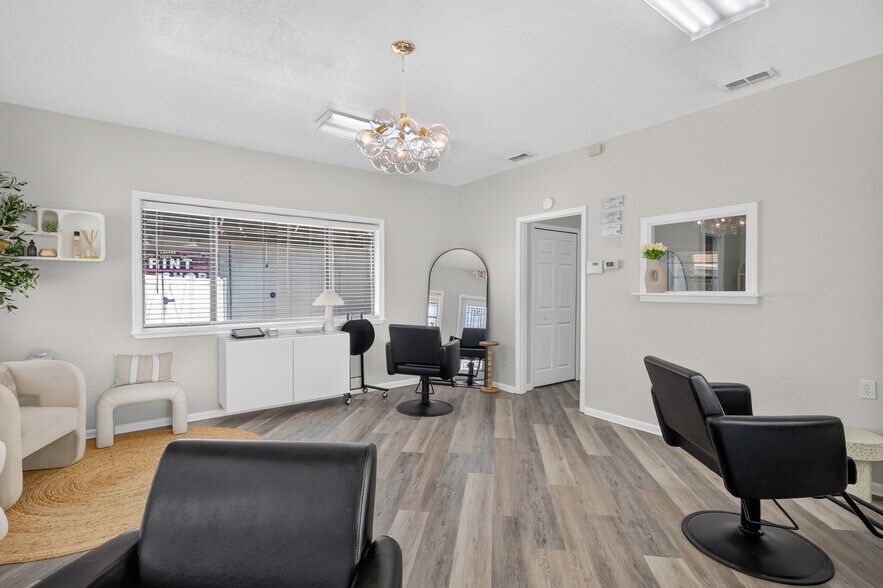 More Photos Of 119 Main St, Auburndale Storefront Retail Office For Sale