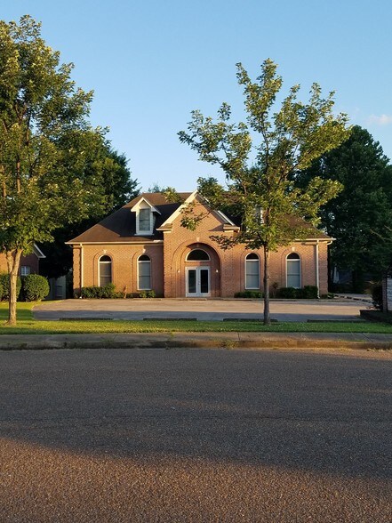 More Photos Of 2808 Stage Center Dr, Bartlett Office For Sale