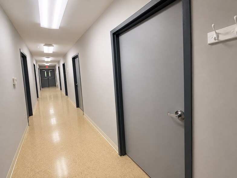 More Photos Of 198 Thompson Ave, Louisville Religious Facility For Sale