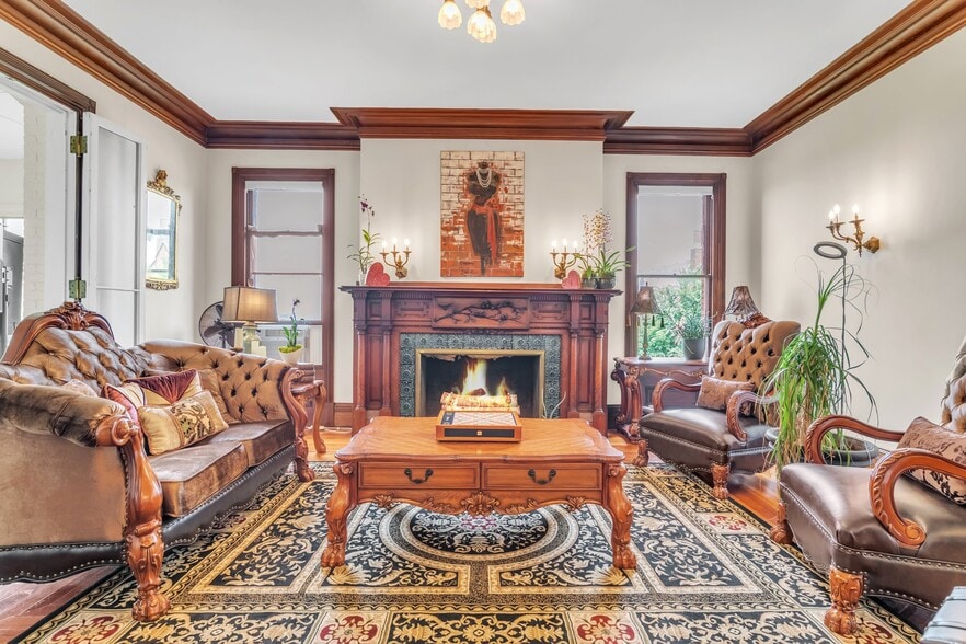 More Photos Of 270 Maple St, Springfield Hospitality For Sale