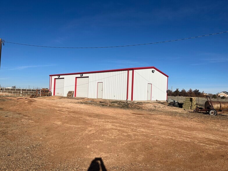 More Photos Of 11603 N Fm 2528, Lubbock Warehouse For Lease