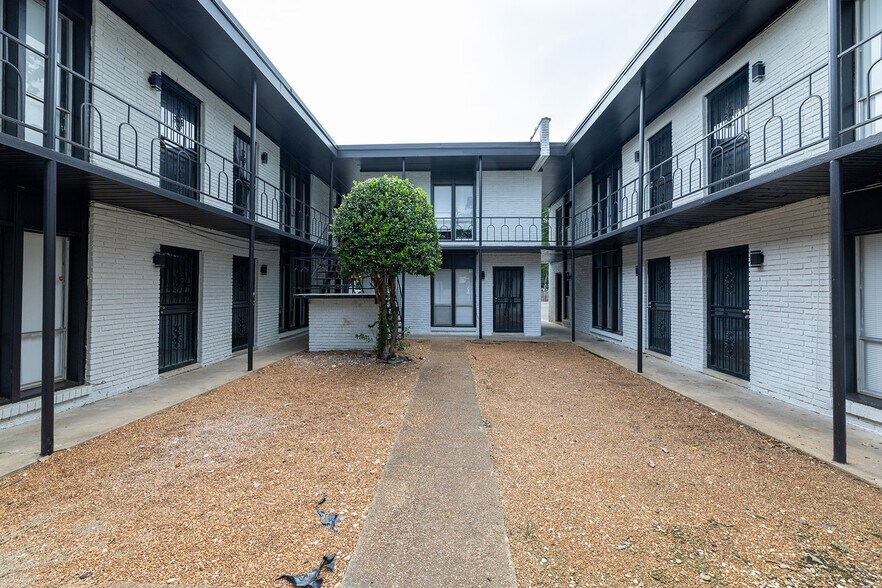 More Photos Of 634 Brister St, Memphis Apartments For Sale