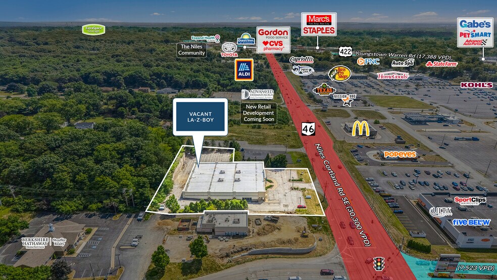 More Photos Of 2075 Niles Cortland Rd, Warren Freestanding For Sale