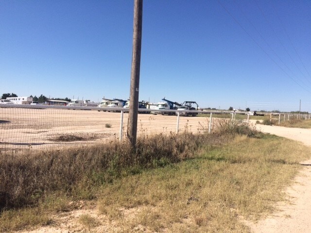 More Photos Of 13400 W 57th St, Odessa Warehouse For Sale