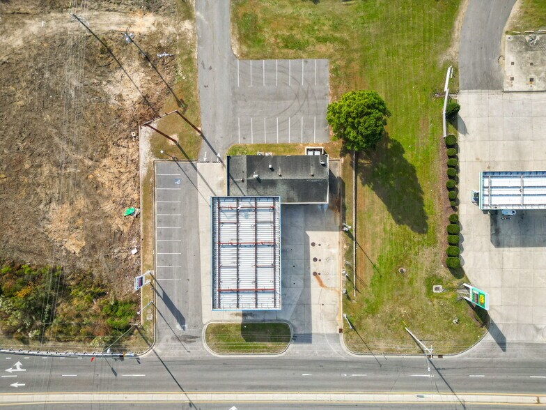 More Photos Of 5105 N Fayetteville Rd, Lumberton General Retail For Sale