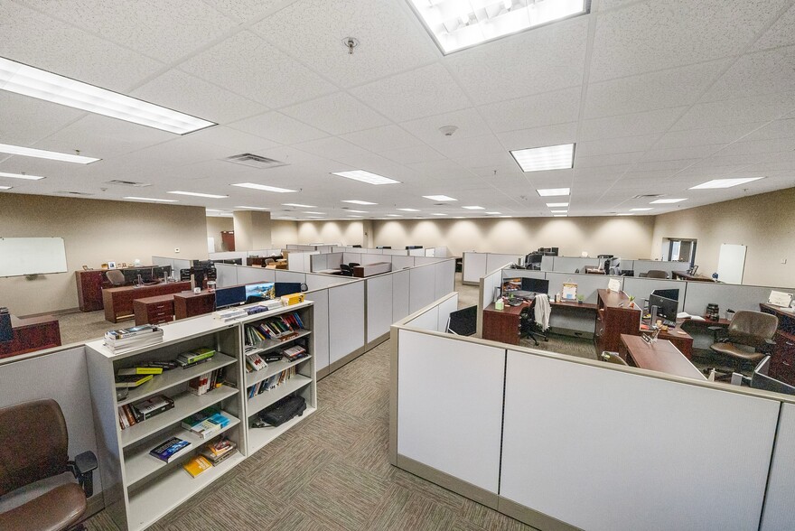 More Photos Of 6001 W Van Horn Tavern Rd, Columbia Office For Lease
