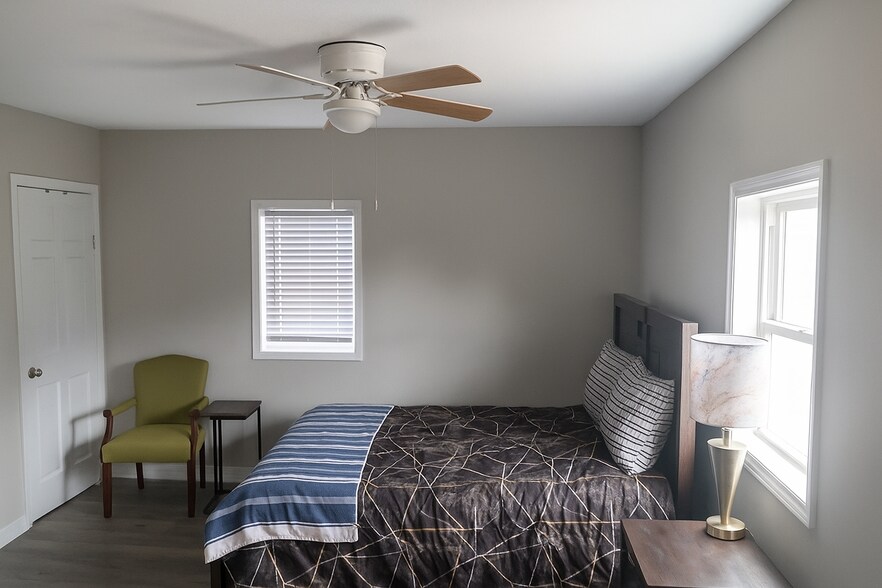 More Photos Of 927 Apple St, Winston-Salem Multifamily For Sale