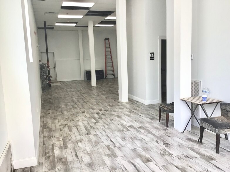 More Photos Of 912 Bergenline Ave, Union City Storefront Retail Residential For Lease