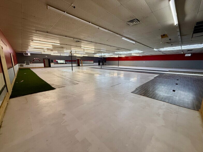 More Photos Of 11746 Us Highway 431, Boaz General Retail For Lease