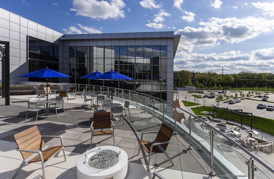 More Photos Of 1080 Jordan Creek Pky, West Des Moines Office For Lease