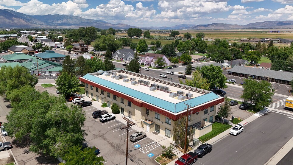 More Photos Of 1528 US Highway 395 N, Gardnerville Office For Lease