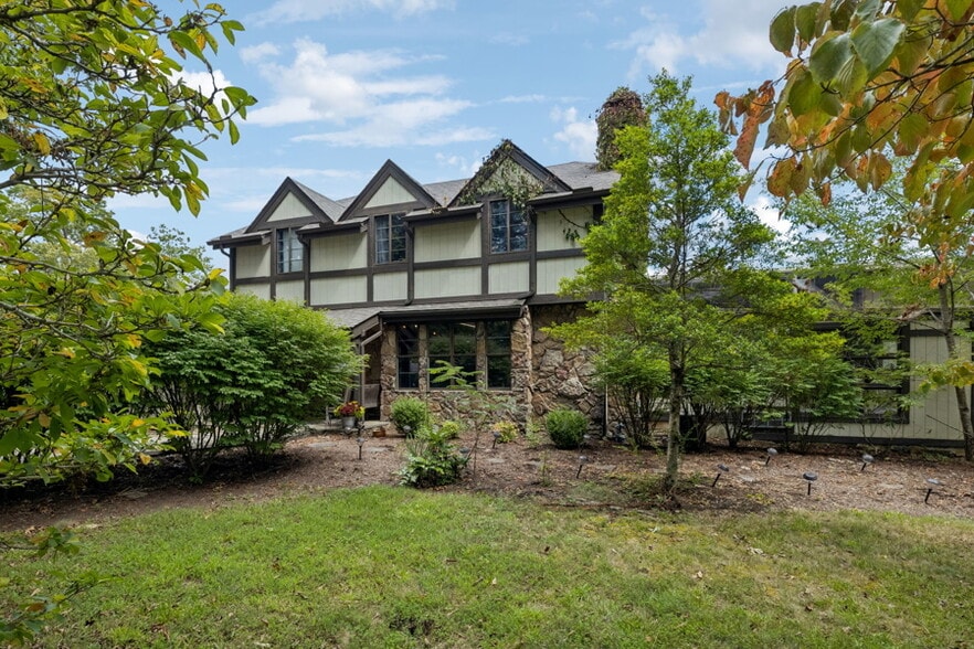 More Photos Of 2965 S York Hwy, Jamestown Land For Sale