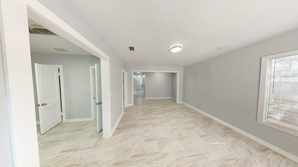 More Photos Of 1517 Hillcrest St, Orlando Office For Lease