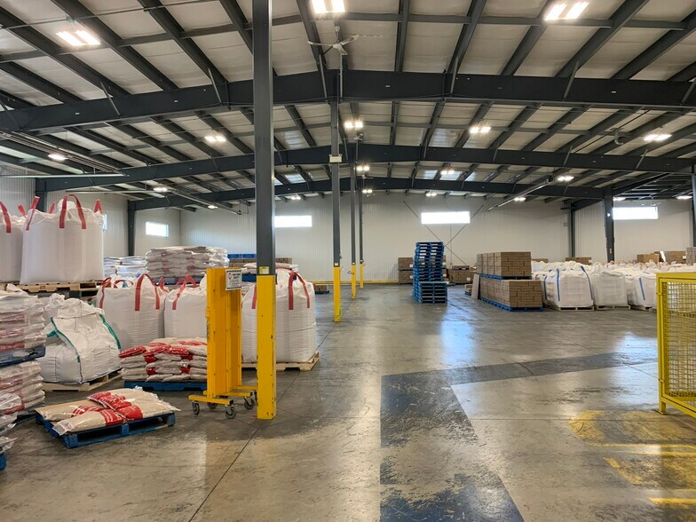 More Photos Of 5 Hyland Dr, Blenheim Manufacturing For Lease