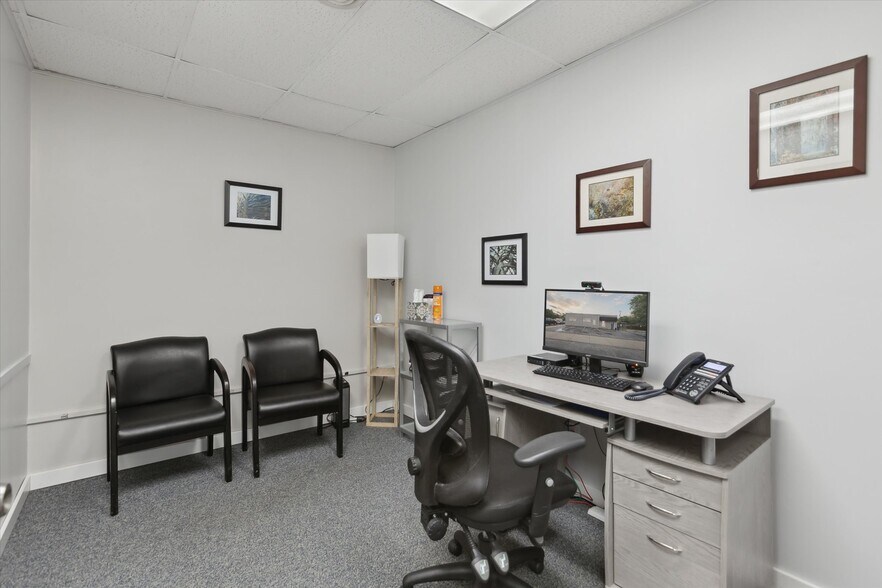 More Photos Of 1000 N Johnson St, Bay City Medical For Sale