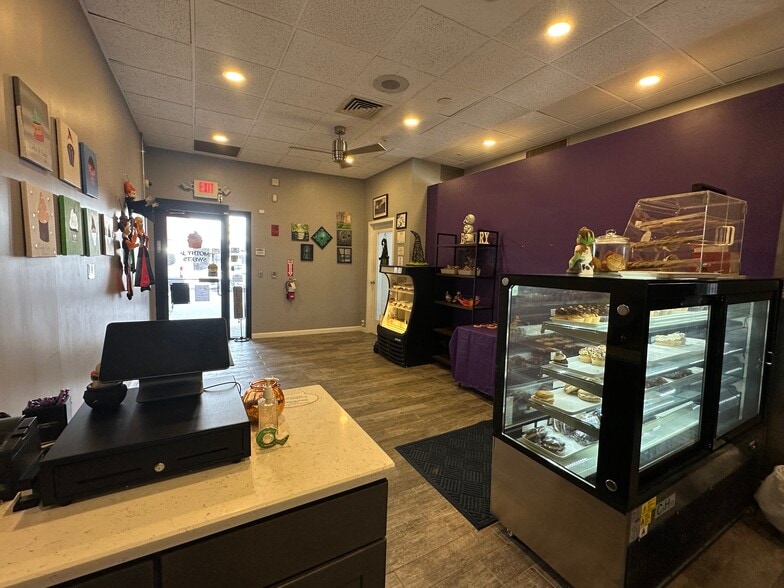 More Photos Of 97-103 Elm St, Millbury Storefront Retail Office For Lease