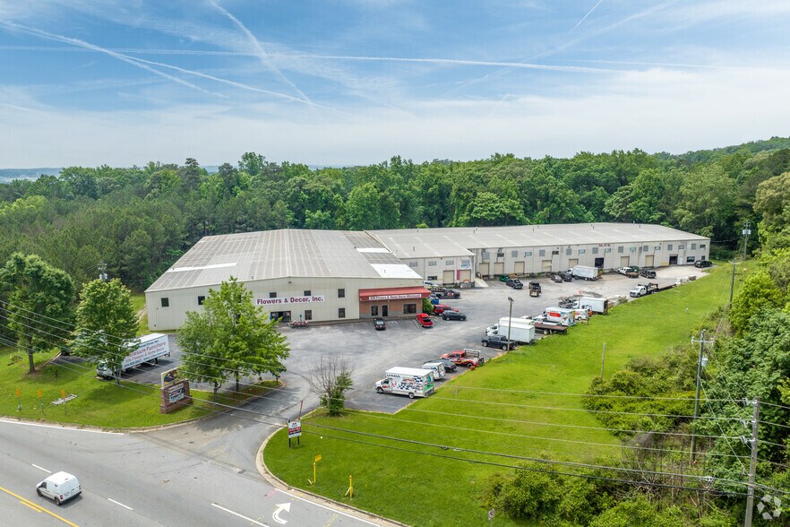 More Photos Of 740 Veterans Memorial Hwy SE, Mableton Warehouse For Sale