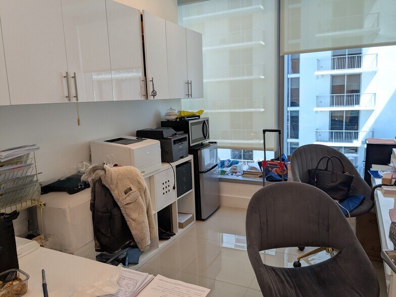 More Photos Of 8950 SW 74th Ct, Miami Medical For Sale