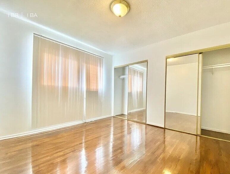 More Photos Of 1352 N Las Palmas Ave, Los Angeles Apartments For Sale